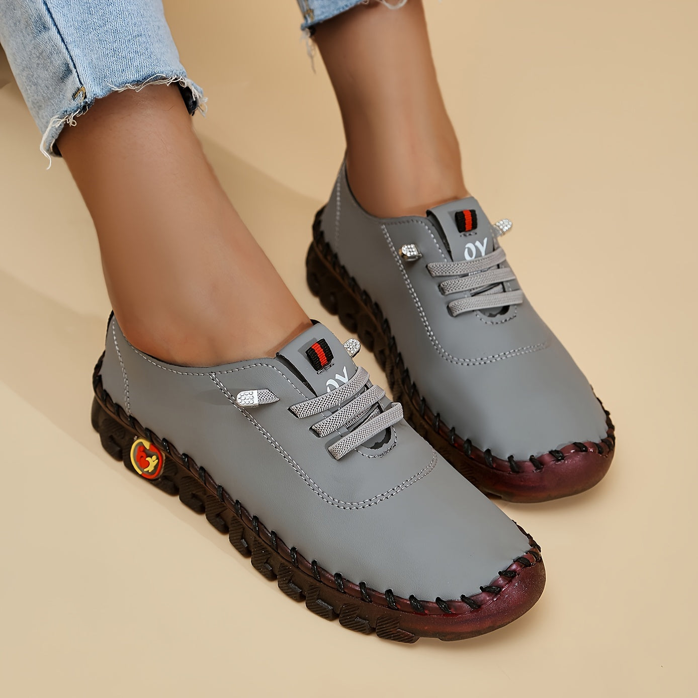 Greta – Bequeme Kunstlederschuhe mit Runder Spitze