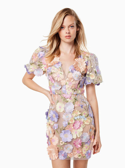 Phoebe – Elegantes V-Ausschnitt Kleid mit dreidimensionalen Blumen und Laternenärmeln