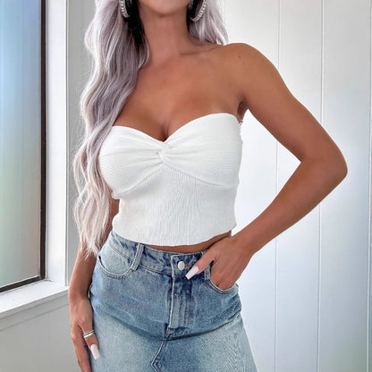 Kimberley – Hoch taillierter asymmetrischer Rock aus veganem Leder mit rohem Saum