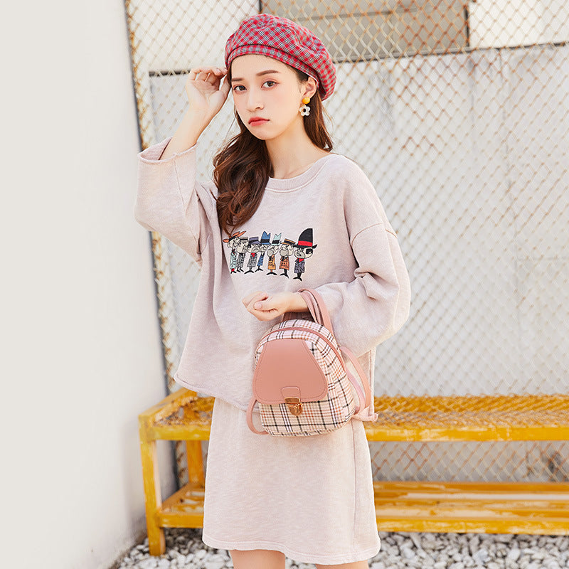 Stephanie – Kleine Damen-Kunstleder Rucksacktasche mit Karo-Muster