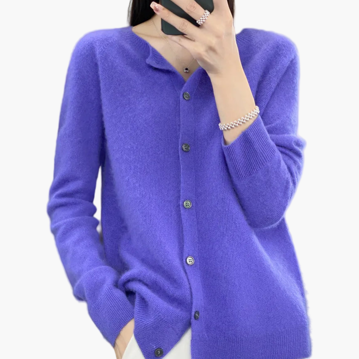 Damen Strickjacke mit Rundhalsausschnitt – Eleganter Cardigan im klassischen Stil für Alltag und Büro