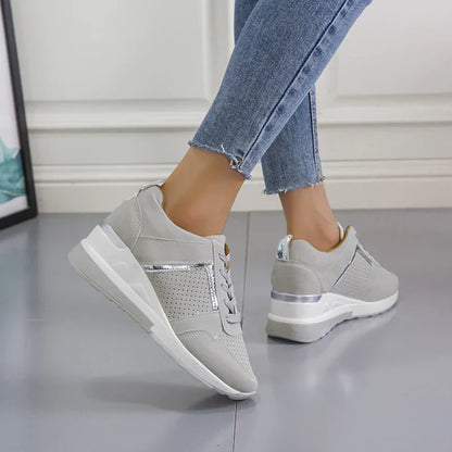 Damen Sneaker mit Keilabsatz – Modische und orthopädische Freizeitschuhe für Alltag und Komfort