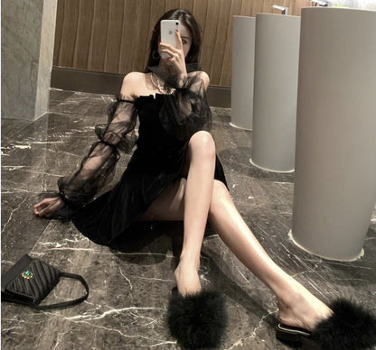 Heidi – Off-Shoulder Taillenkleid mit Mesh und Puffärmeln