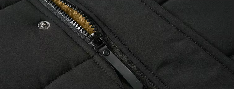 Herren Winterparka mit Kapuze und Kunstfell – Warm gefütterte Outdoorjacke für kalte Tage