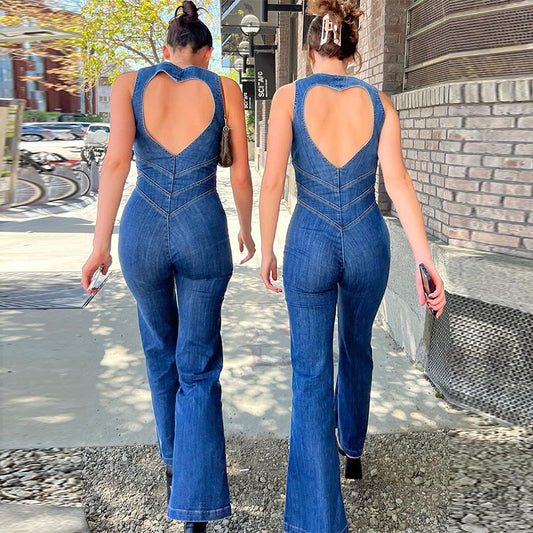 Sue – Slim Fit Denim Jumpsuit mit herzförmigem Rückenausschnitt