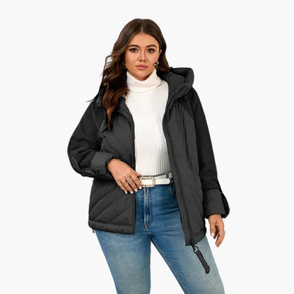 Damen Steppjacke mit Kapuze und modischen Details – Urbaner Winterstil für Plus Size