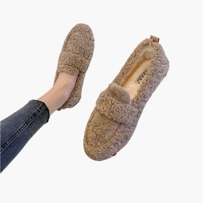 Damen Plüsch-Slipper – Bequeme Haus- und Freizeitschuhe im modernen Look