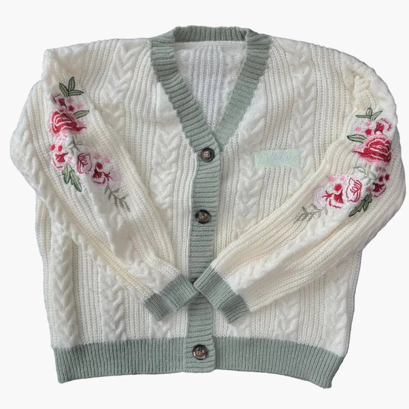 Damen Strickjacke im Vintage-Stil mit Blumenstickerei – Lässiger Cardigan für Alltag und Freizeit