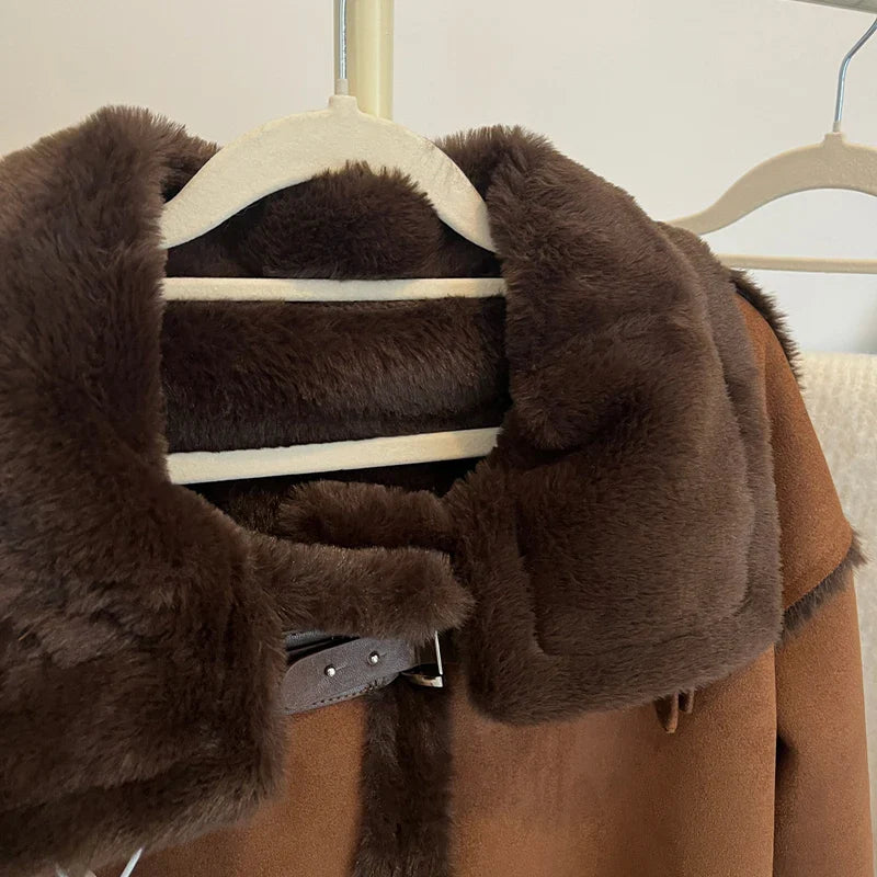 Damen Winterjacke im Trendigen Loose Fit – Modische Freizeitjacke für Alltag und Streetstyle