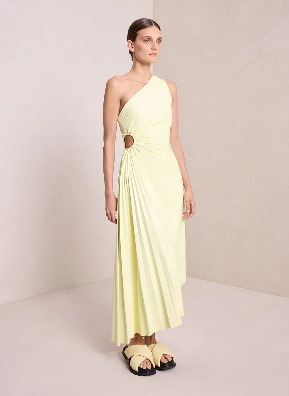 Leonie - One-Shoulder-Maxikleid