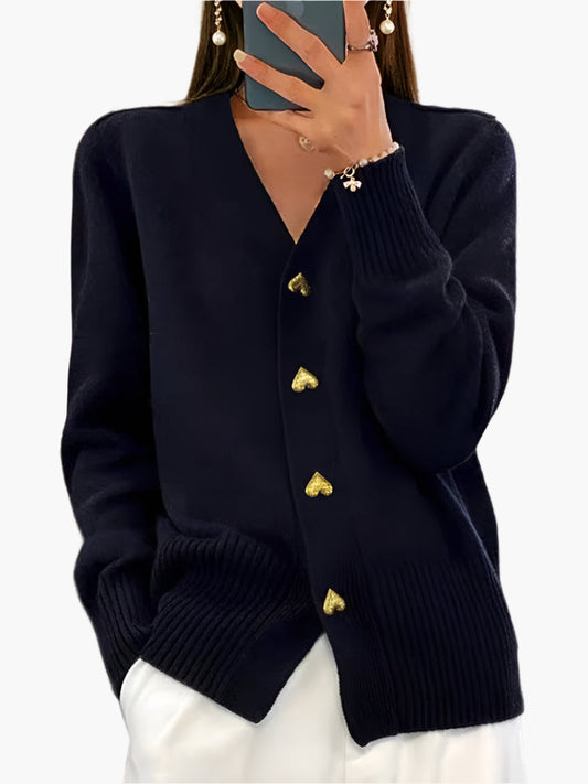 Damen Cardigan mit Herzknöpfen – Eleganter Strickpullover für Alltag und Büro