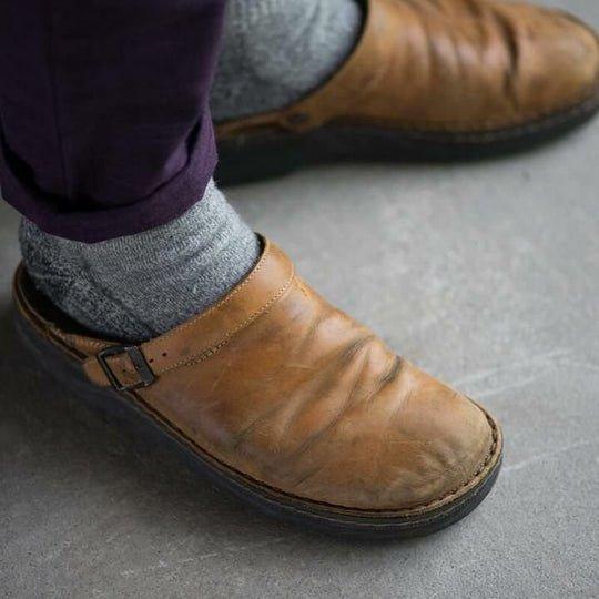 Herren Komfort Clogs mit Schnalle – Bequeme Alltags-Pantoletten aus veganem Leder für Freizeit und Beruf